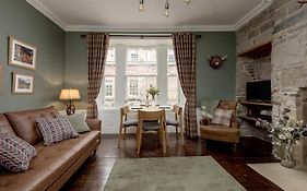 Rose Apartment